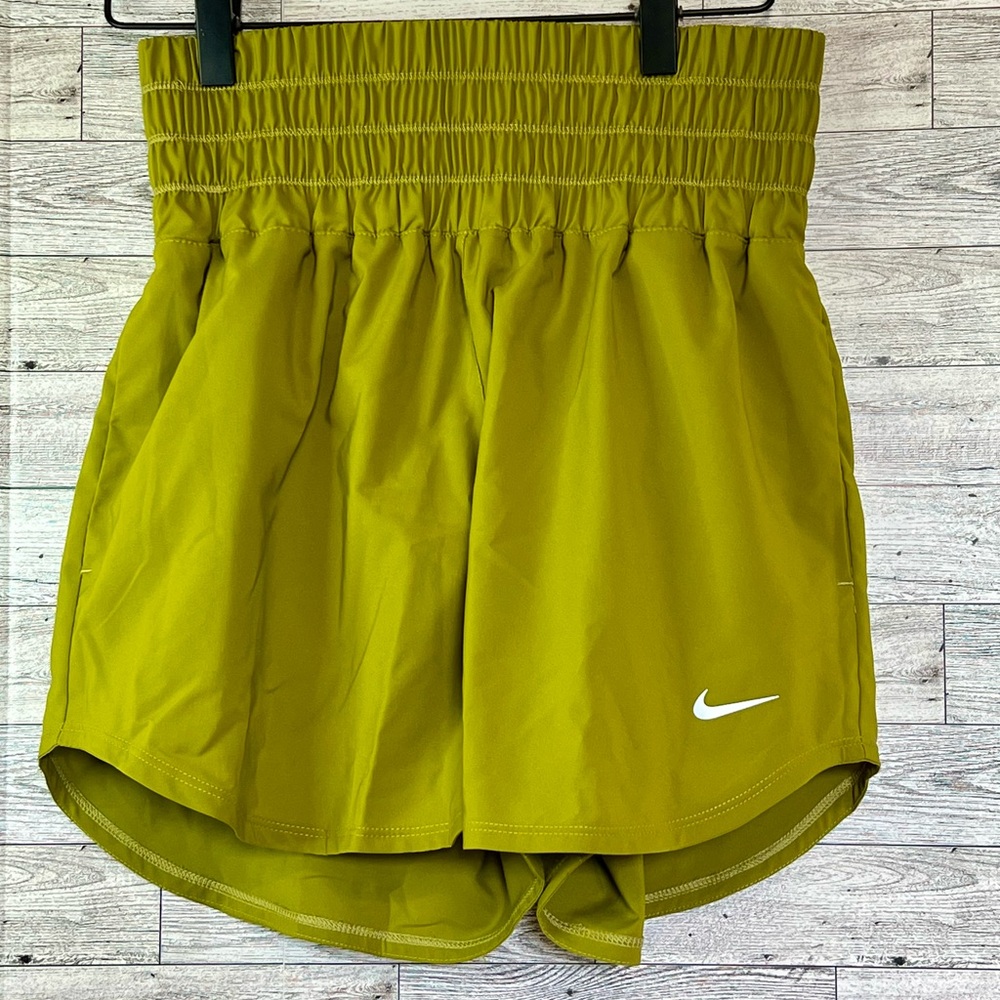 Nike Dri-Fit Women’s Running Shorts Size -Small (New with Tags)